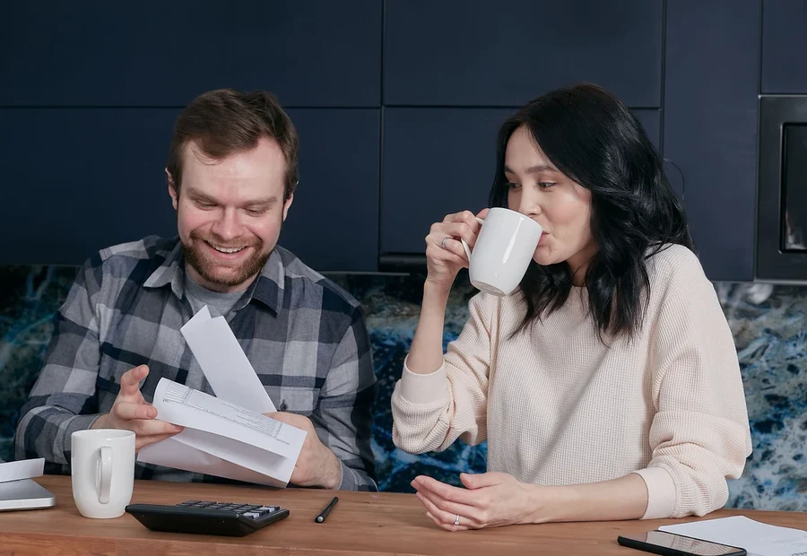 Couple using OneBlinc advance app